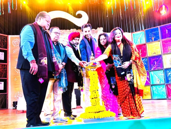 MD, JIS GROUP AT SARASWATI SHERA SCHOOL