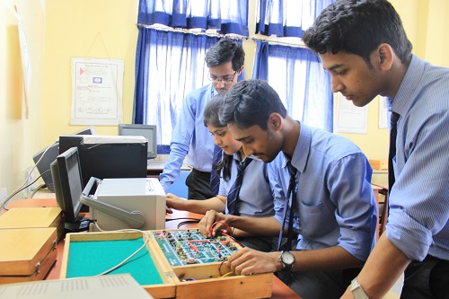 Applied Electronics
